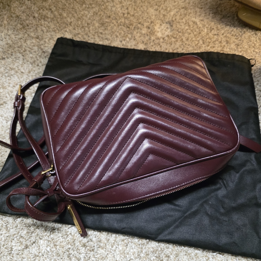 LAST CHANCE Saint Laurent Burgundy Quilted Crossbody Bag - Picture 4 of 9
